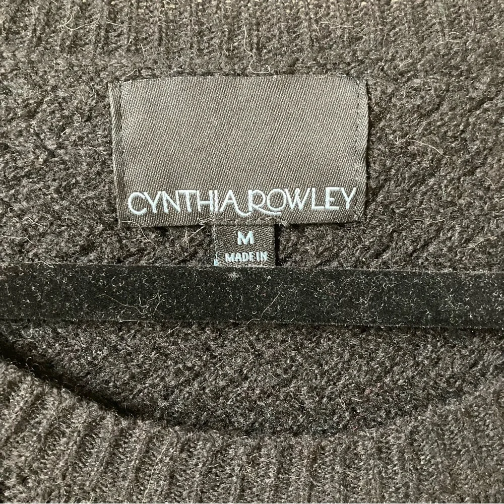 Cynthia Rowley Sweater - Picture 3 of 4